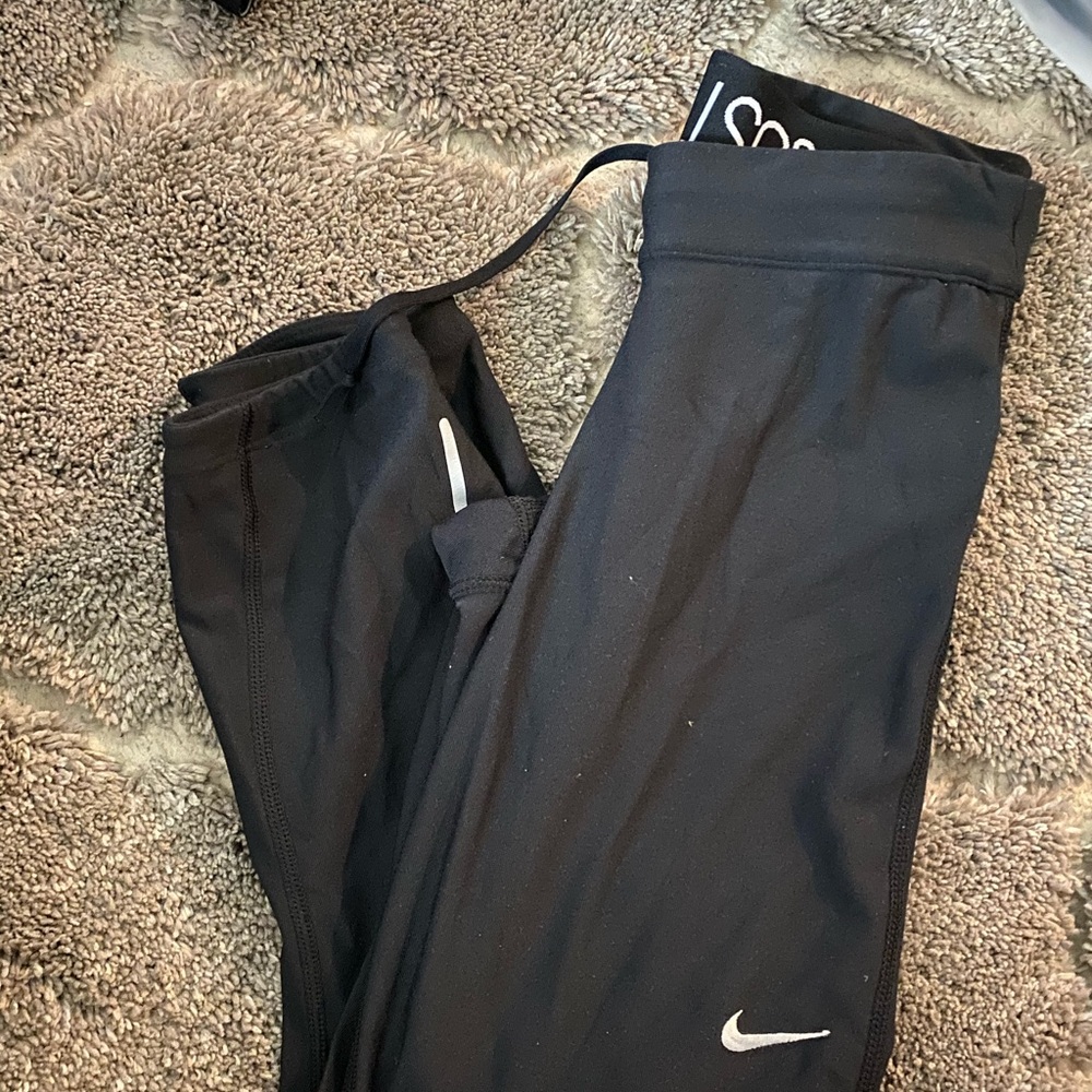 Nike crops